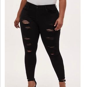 Torrid Bombshell Skinny Jean Premium Stretch Black